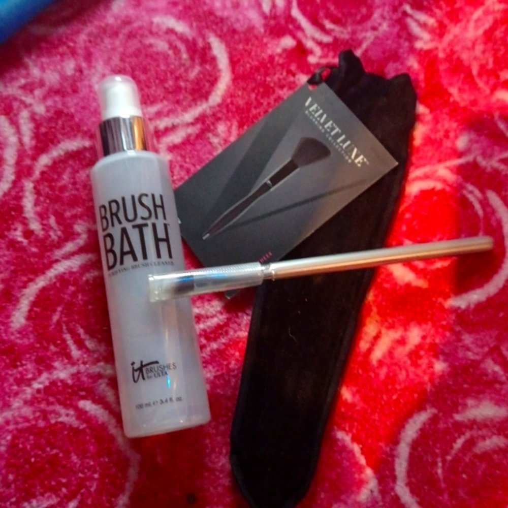 NewIt cosmetics bundle n.i.b